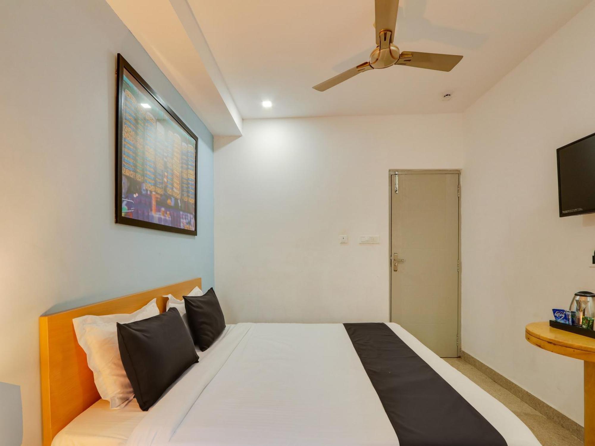 Super Townhouse Qualia Prime Hotel Near Nexus Mall Hyderabad Luaran gambar